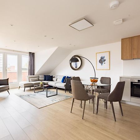 Charles Hope Staines Centreアパートメント エクステリア 写真